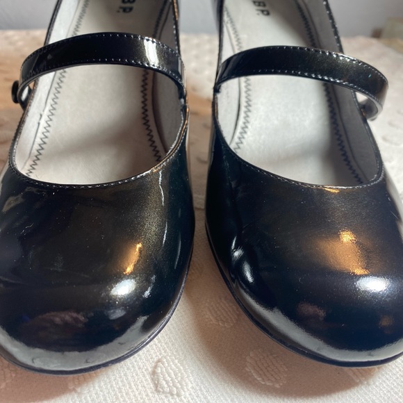Women’s Black BP Patent Leather Mary Jane Heels With Button Detail - Picture 14 of 16